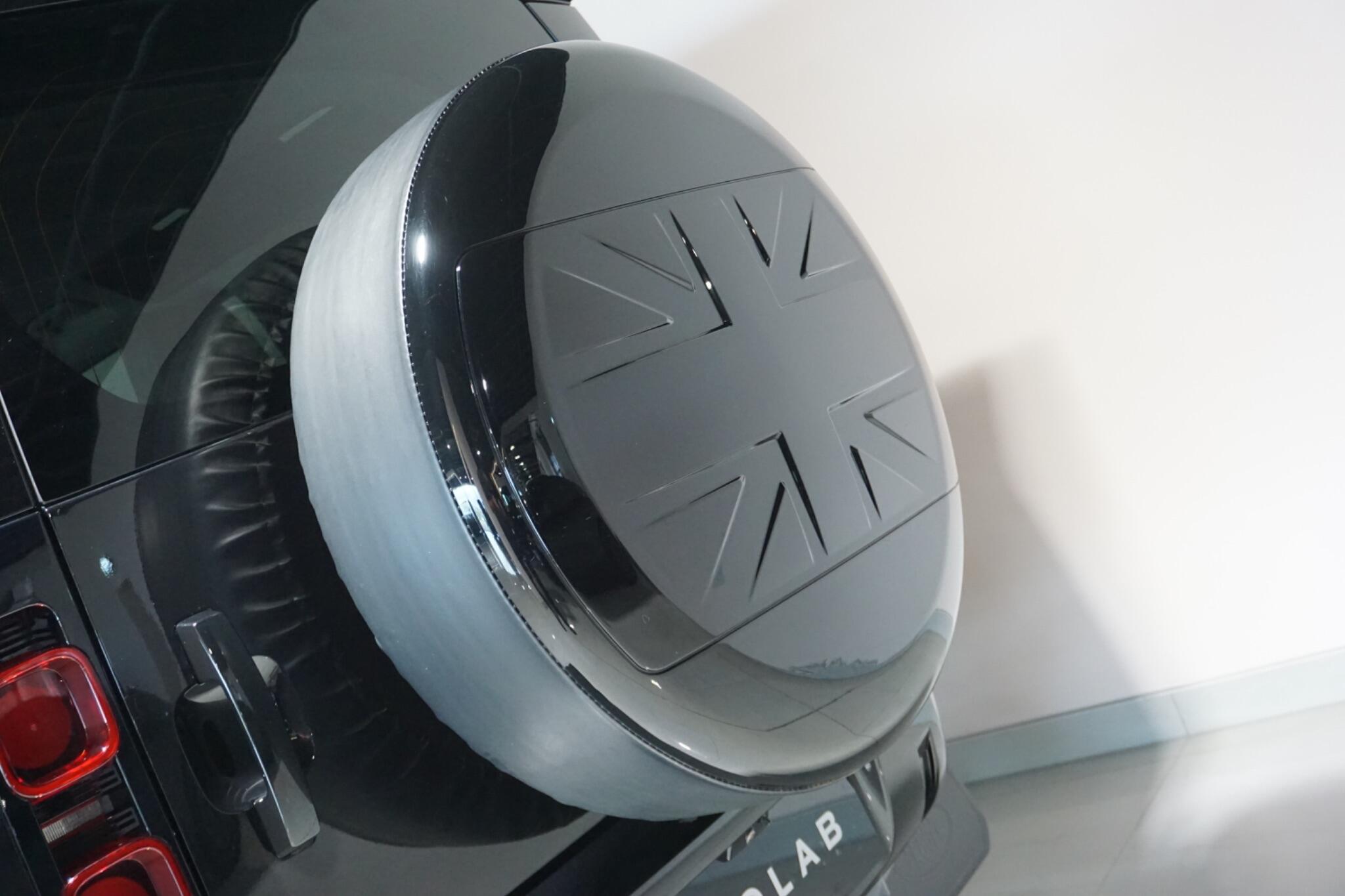 Land Rover Defender 110 3.0 D250 MHEV XS Edition SUV 5dr Diesel Auto 4WD Euro 6 (s/s) (250 ps)